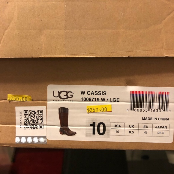 Gorgeous ugg boots - Picture 5 of 8